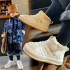 Mode Barnskor Vinter Ny Äkta Läder Barnflicka Skor Ullpojkar Sneakers Plush Warm Kids Sportskor Storlek 22-31 G1025