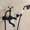 バスルームのシャワーセットヘッド固体黄銅セットの壁に取り付けられたデュアルハンドルの雨の吹き出しミキサータップが付いている浴槽の蛇口