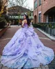 Charro Lavendel Lilac Quinceanera Klänningar från axeln Sequine Lace-up Corset Applique Prom-kappor Sweep Train Tulle Sweet 16 Dress