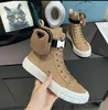 2021 Luksusowa Wiosna I Jesień Nowe Kobiety Dziewczyny Koło Nylon Casual Shoes High Top Treakers Trzy Czarny Biały Moda Klasyczna Gorąca Platforma Platformy Sneaker