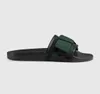 Klassiska Man Kvinna Gummitofflor Sommar Beach Slides Många Stilar Stora storlekar Unisex Kvinnor Män Mode Sandaler Vilda Platta Revor 35-46