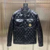 Jaqueta masculina de lapela para motocicleta outono/inverno leve brilhante curta imitação de couro PU casual com bordado de diamante xadrez de algodão com zíper jaquetas de lã