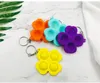 Sensoriel pop it jouet doigt bulle mignon keychain cross trèfle silicone silicone simple daisse entraînement pressant plaque décompression pendentif pince pendentif