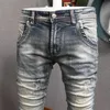 Włoski styl Moda Mężczyźni Dżinsy Wysokiej Jakości Retro Wash Slim Fit Ripped Bawełny Dżinsowe Spodnie Streetwear Vintage Designer Spodnie BN1j