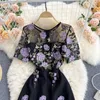 Lujo Europa estilo verano elegante mujeres malla bordado flor manga corta vestido largo vestidos de fiesta femenino vestido 210428