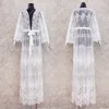 2021 Elegant Cover-Ups Sexy Profunda Pescoço V-Praia de Verão Vestido Branco Lace Túnica Mulheres Beachwear Swimsuit Cobrir Robe de Plage 210319