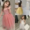 Süße Mädchen Sommer Sling Weste Kleid für Kinder Kinder Gelb Tüll Prinzessin Strick Baumwolle Patch Gaze Kleidung 210529