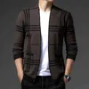 Autum зимний дизайнер бренда роскошные моды вязать кардиганы свитер корейский стиль мужчины случайные модные пальто куртки мужская одежда 211221