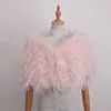 avestruz mantón blanco de plumas