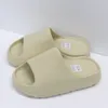 Yeezy Foam Runner мода EVA пена бегунка Kan Slides малыши младенцев дети детские тапочки тройной красный белый черный пустынный песок костные смолы сандалии