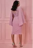 2022 robe de mère courte de luxe joyau applique dentelle robes de dentelle gaine bijou de genou sans manches longueur de genou satin groom robes