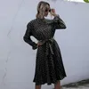 Moda Polka Dot Baskı Elbise Kadın Casual Yarım Balıkçı Yaka Kelebek Kollu Sonbahar Kış İnce Bandaj Elbiseler Bayanlar için