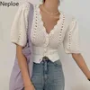 NEPLOE Vintage Knitwear Sweater Puff Sleeve Hollow Out Crochet Flower Cardigan Kvinnor Elegant V Neck Slim Sticka Crop Tops 4H955 210422