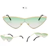 Märke Solglasögon Triangel Glasögon Personlig Katt Ögon Färgrik Trend Mångsidig UV400 Gardin