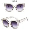 Preto quadrado óculos de sol feminino designer abelha óculos de sol senhora vintage gradiente óculos verão tons uv4009752739