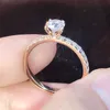 新しい高級ファッションローズゴールドカラー輝くジルコンの婚約結婚指輪シルバー925ジュエリー