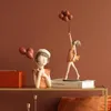 Objetos decorativos Figuras resina criativa decoração de meninas para escultura em casa escultura estátua da sala de estar da sala de estar desktop ornamento