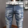 Italiensk mode män jeans retro ljusblå smal passform vintage designer rippade denim byxor högkvalitativa streetwear hip hop byxor