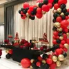 czerwone czarne baby shower dekoracje