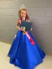 Little Miss Pageant Dress per adolescenti Juniors Toddlers 2021 Rhinestones Paillettes Royal organza Bambini lunghi Abito da Bambini Formale Party Beaking Halter Neckline Rosie Custom-Made