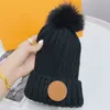 2021 Mens Designer Beanie Kabel Chunky Knit Snapback Winter Caps Hoeden Vrouwen en Mannen Mutsen met Warm Girl Cap 6 Kleur