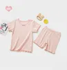 Bambini Pigiami per bambini Ragazze Cotton Toddler PJS Summer T-shirt e pantaloni Tute da salotto Set Sleepwear Nightwear 210908