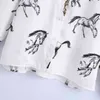 Women Horse Print Turnenkragen Satin -Shirt Frauen Langarmbluse lässige Dame Lose Tops Blusas S8162 210323