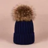 Partihandel beanie nya vinter kepsar stickade hattar hip hop män gorro bonnet kvinnor mössa päls pompoms varmskull cap snapback pompon aaaaa008