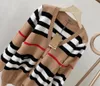 Vrouw Tops Knits Striped Cardigan Mid-Length Color Matching Temperament V-hals Afslanken van gebreide trui jas vrouwen lange mouw tunieken