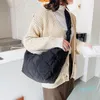 Fourre-tout bandoulière en cuir PU sac souple pour femmes chaud hiver dame concepteur sac à main couleur unie épaule sacs à bandoulière