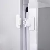 冷蔵庫の安全ラッチ