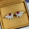 مجموعة مجوهرات فضيات 925 النقية للنساء Red Ruby Gemstone المجوهرات الطبيعية مجموعة الأركان الدائرية الحزب المجوهرات set4537252