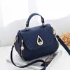 Högkvalitativa Sportoutdoor Packs Fashion Bags Dam Messenger Bag Promotion Shoulde Casual Chain Small Square Bag23 * 10 * 16