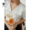 Fansilanenオフィスレディフランス人形襟ホワイトブラックシャツ夏半袖パフトップ女性ブラウス210607