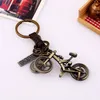 Rowerowe pierścienie Retro Splot Skórzany Sport Bike Charm Keychain Posiadacz Torba Wisi Dla Kobiet Mężczyzn Moda Biżuteria Will I Sandy