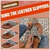 Pantoufles imprimé léopard femmes tongs mode décontracté anneau orteil sandales à semelles compensées été rétro en cuir femme plat chaussures de plage