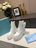 Vrouwen Echt Leer Monoliet Laarzen Designer Lady Nylon Zakje Riem Rubberen Loopvlak Zool Enkel Combat Boot