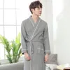 Vêtements de nuit pour hommes Chemise de nuit Kimono Gaufre Coton Peignoirs El Pyjamas Respirant Automne et hiver Bata Hombre