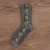 CA080 5 paia/pacco calzini vintage in cotone con fiori etnici autunno inverno donna calzini casual comodi speciali colorati 211204