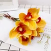 3D-gedrukte kunstbloem 6 hoofden van cymbidium palm boeket bruiloft decoratieve vlinder orchidee bloemen bos achtergrond