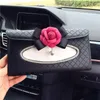 Kamelie Auto Sonnenblende Taschentuchbox Leder Hängende Auto Taschentuchhalter Blume Für Mädchen Kristall Strass Auto Seidenpapier Tasche 210326