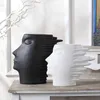 Vaso con viso astratto Arte moderna Uomo del vento Scultura in ceramica Testa umana Statua Moda Decorazione della casa Artigianato Nero Bianco