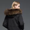 女性の毛皮のフェイクリアルパーカー2022ウィンタージャケット女性ナチュラルライナーロングコート女性アライグマカラーウォームパーカーmy3589 s