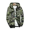 Manlig windbreaker män kläder jackor kläder för män streetwear höst vinter jackor män kamouflage hooded rockar casual dragkedja 210819