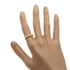 Trouwringen Mooie schattige eenvoudige gouden kleur ring witte vuur opalen ingelegd cz vinger voor sierlijke vrouwen delicate sieraden hoge kwaliteit