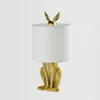 Nordic Postmoderne Tafel Licht Eenvoudige Design Slaapkamer Nachtkastje Lamp Restaurant Studie Gemaskerde Rabbit Hars Creative Desk-lampen