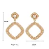 Stud Xuan Ngan Fashion Geometric Metal Pearl Earring Selling Gold Square Shaped Women's Chunky Hoops örhängen Minimalistiska smycken