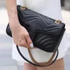 Luxe ontwerpers Lady Thread Zipper Cover Coin Portemones Mode quilt Handtassen Tote College Style Wave Patroon Dubbele knop Sweet Square Messenger Bag