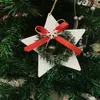 Wisiorki drewniane ozdoby choinkowe Hollow Bow Mała Girlanda Z Bell Crotch Christmas Dekoracje XD24887