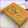 Nyckel Charm KeyChain Designer Keychains Women Mens Ny Luxurys Designers Key Chain Letters Unisex med Box D217137F260W